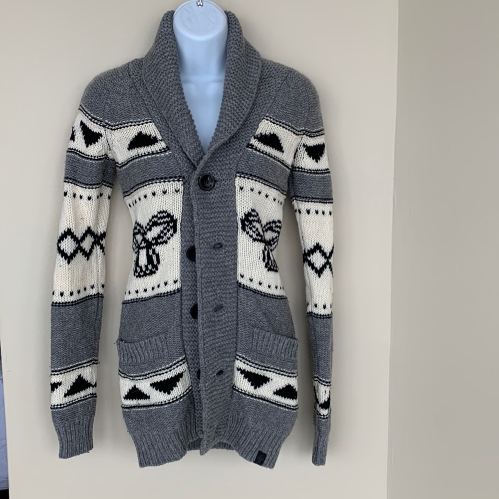 TNA 100% wool sweater